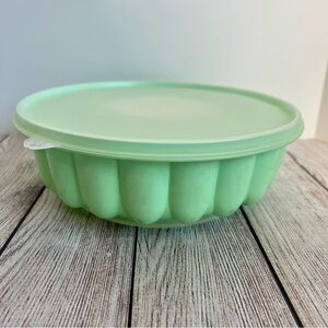Tupperware Vintage Jello Mold 1201